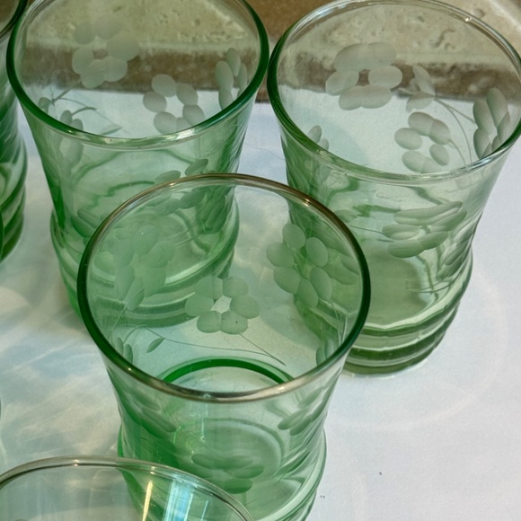 Rare Set of 8 Dunbar Floral Etched Uranium Glass Tumblers GORGEOUS - Picture 11 of 16